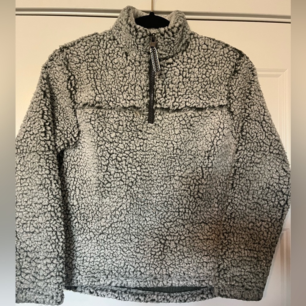 Fleece 1/4 zip. Girls size 9/10